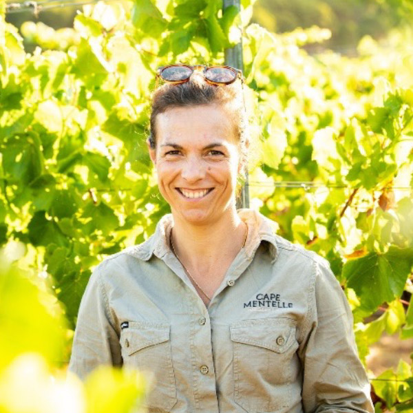 Link to Coralie Lewis - Senior Winemaker